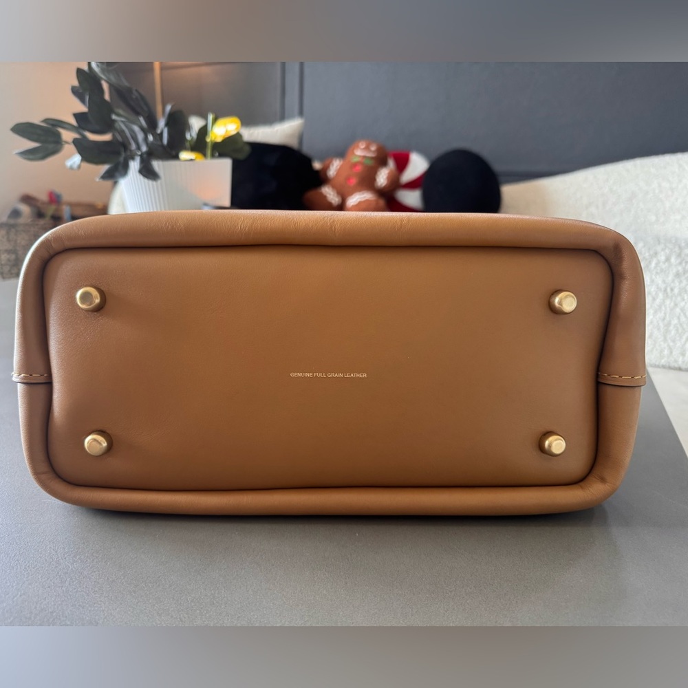 NEW NEVER USED Coach Honey Brown Slouchy Rogue - Picture 15 of 15